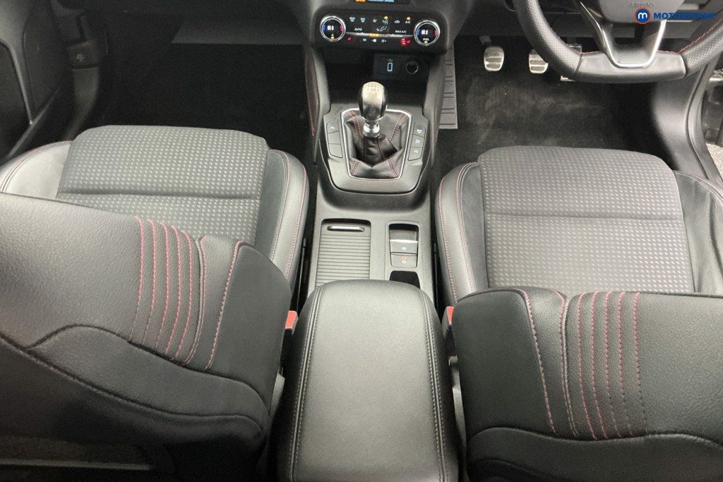 Ford Focus St-Line X Manual Petrol Hatchback - Stock Number (1616088) - 12th supplementary image