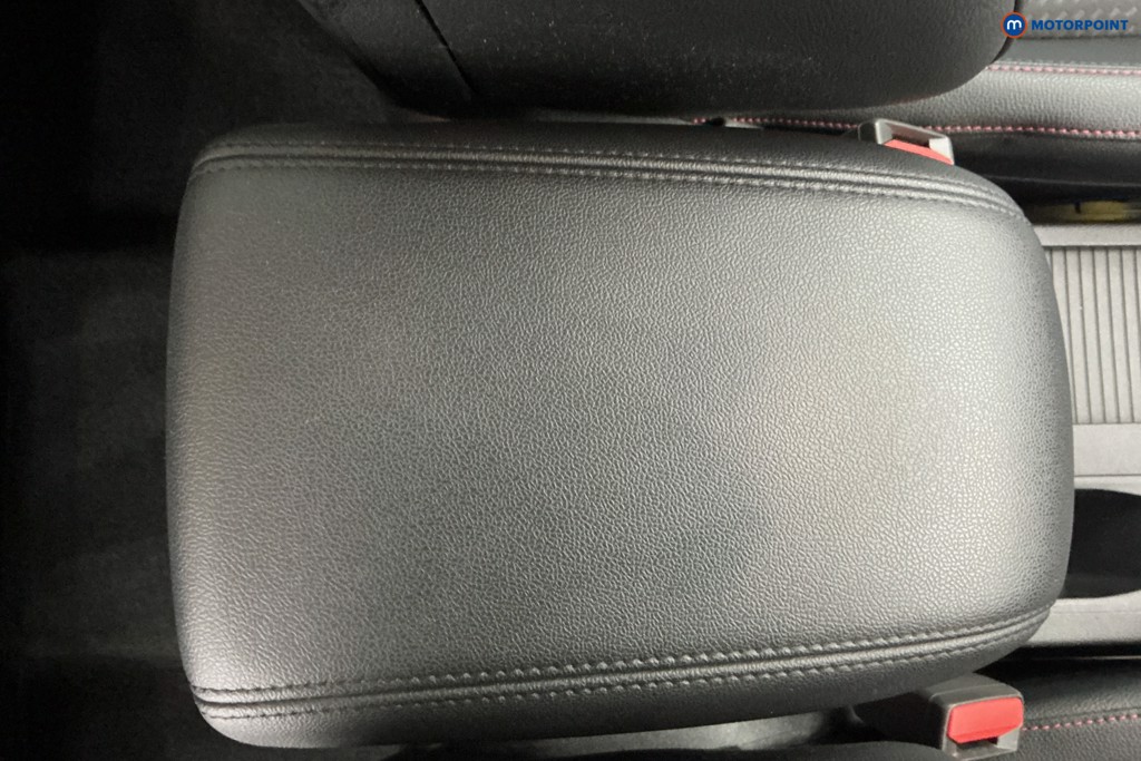 Ford Focus St-Line X Manual Petrol Hatchback - Stock Number (1616088) - 16th supplementary image