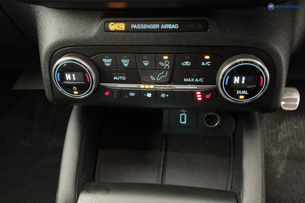 Ford Focus St-Line X Manual Petrol Hatchback - Stock Number (1616088) - 20th supplementary image