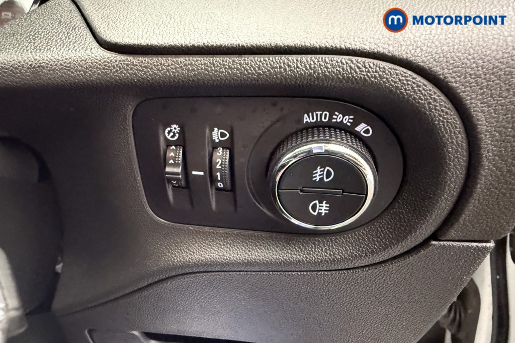 Vauxhall Grandland X SE Manual Petrol SUV - Stock Number (1616102) - 8th supplementary image