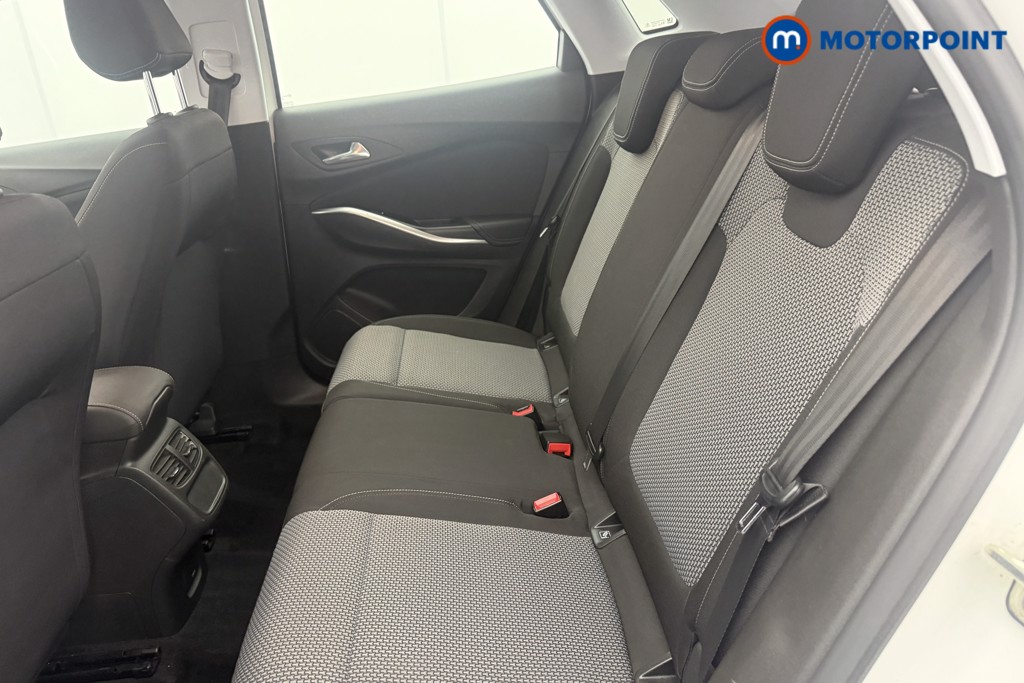 Vauxhall Grandland X SE Manual Petrol SUV - Stock Number (1616102) - 11th supplementary image