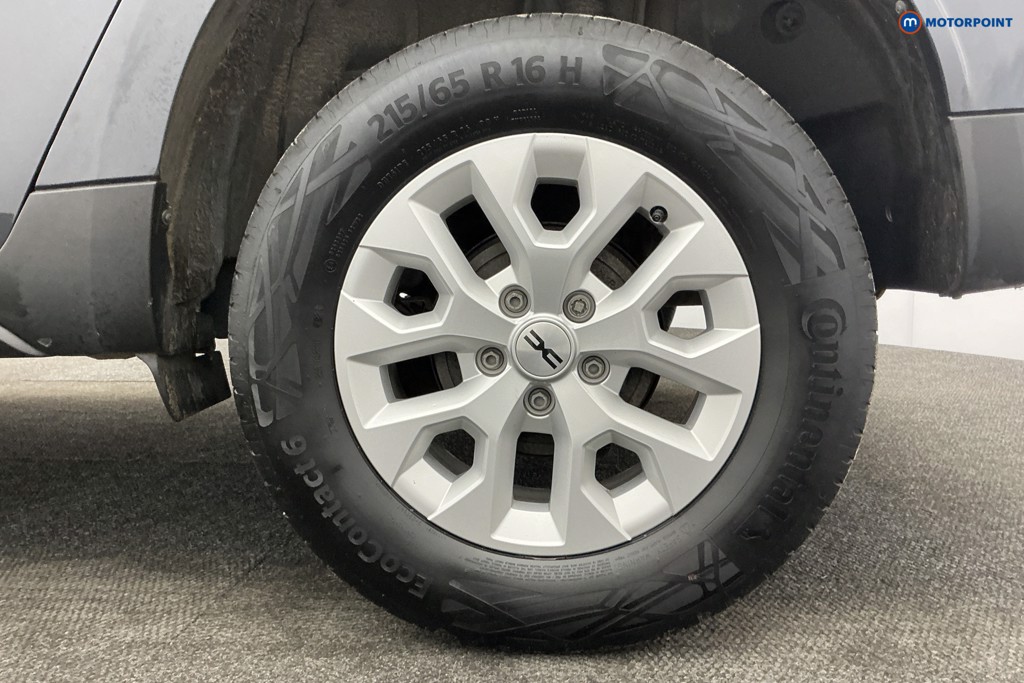 Dacia Duster Expression Manual Petrol SUV - Stock Number (1616176) - 32nd supplementary image