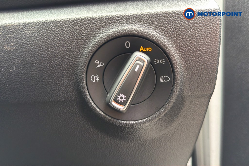 Volkswagen T-Roc Style Manual Petrol SUV - Stock Number (1616251) - 18th supplementary image