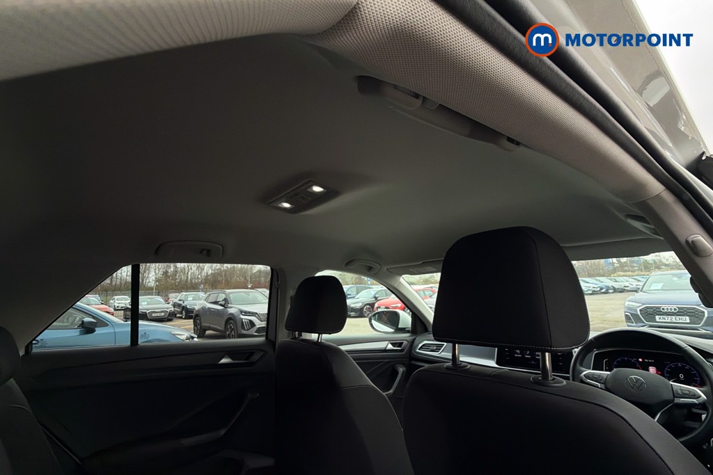 Volkswagen T-Roc Style Manual Petrol SUV - Stock Number (1616251) - 32nd supplementary image