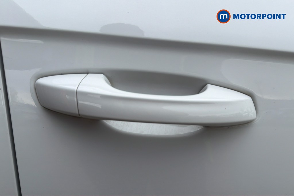 Volkswagen T-Roc Style Manual Petrol SUV - Stock Number (1616251) - 42nd supplementary image