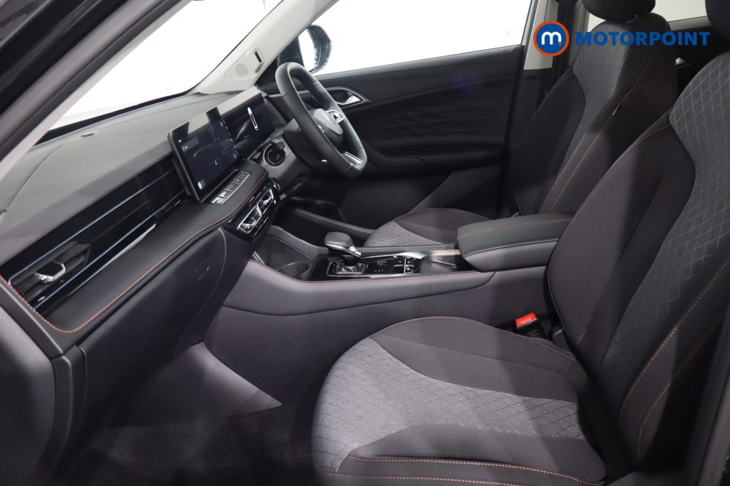 Mg Motor Uk HS SE Automatic Petrol-Electric Hybrid SUV - Stock Number (1616631) - 4th supplementary image