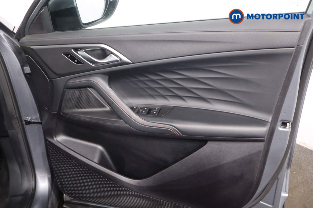 Mg Motor Uk HS SE Automatic Petrol-Electric Hybrid SUV - Stock Number (1616648) - 24th supplementary image