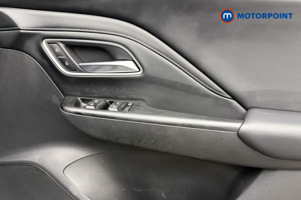 Mg Motor Uk ZS Trophy Automatic Petrol-Electric Hybrid SUV - Stock Number (1616854) - 19th supplementary image