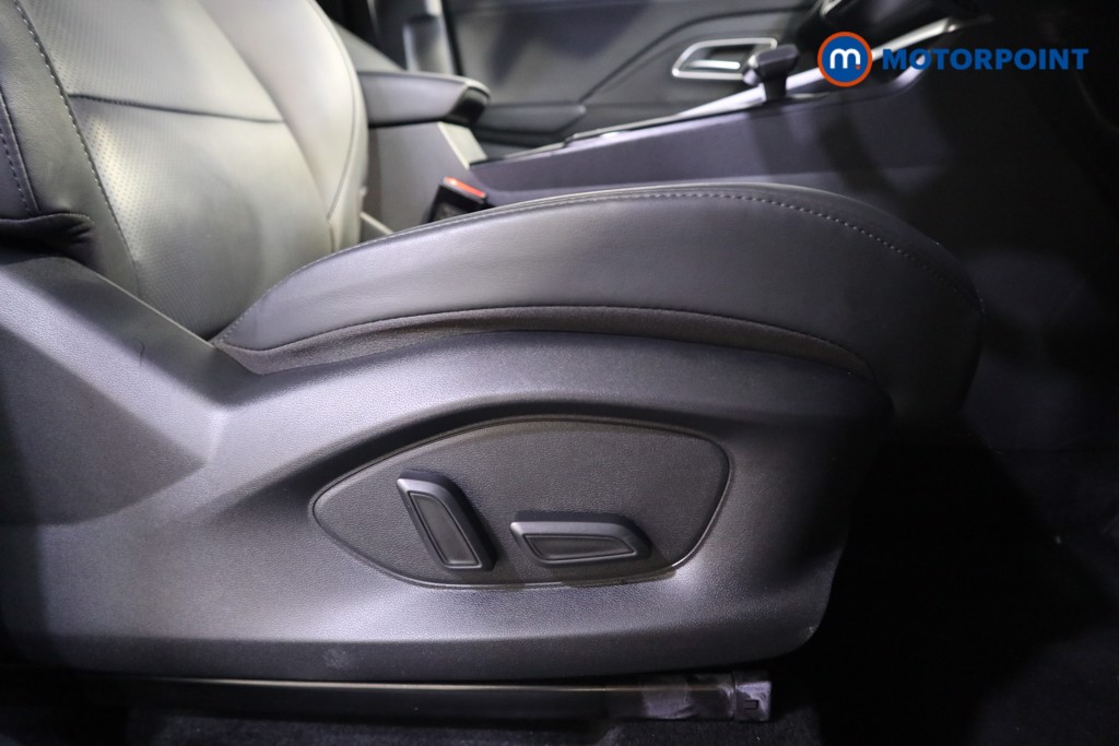 Mg Motor Uk ZS Trophy Automatic Petrol-Electric Hybrid SUV - Stock Number (1616870) - 14th supplementary image