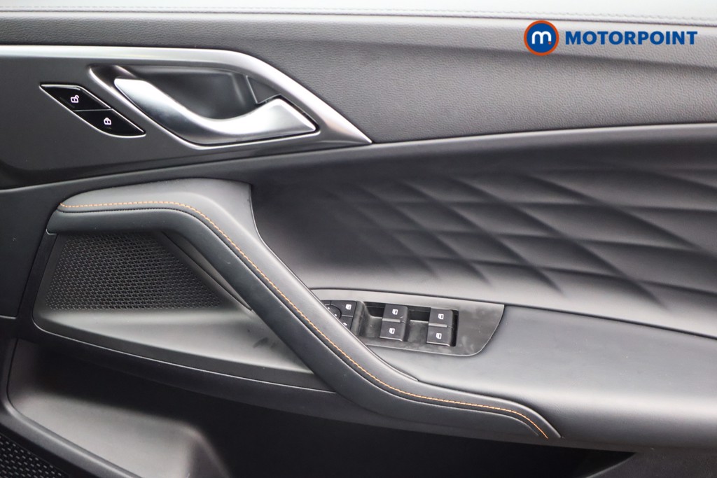 Mg Motor Uk HS Trophy Automatic Petrol-Electric Hybrid SUV - Stock Number (1616885) - 8th supplementary image