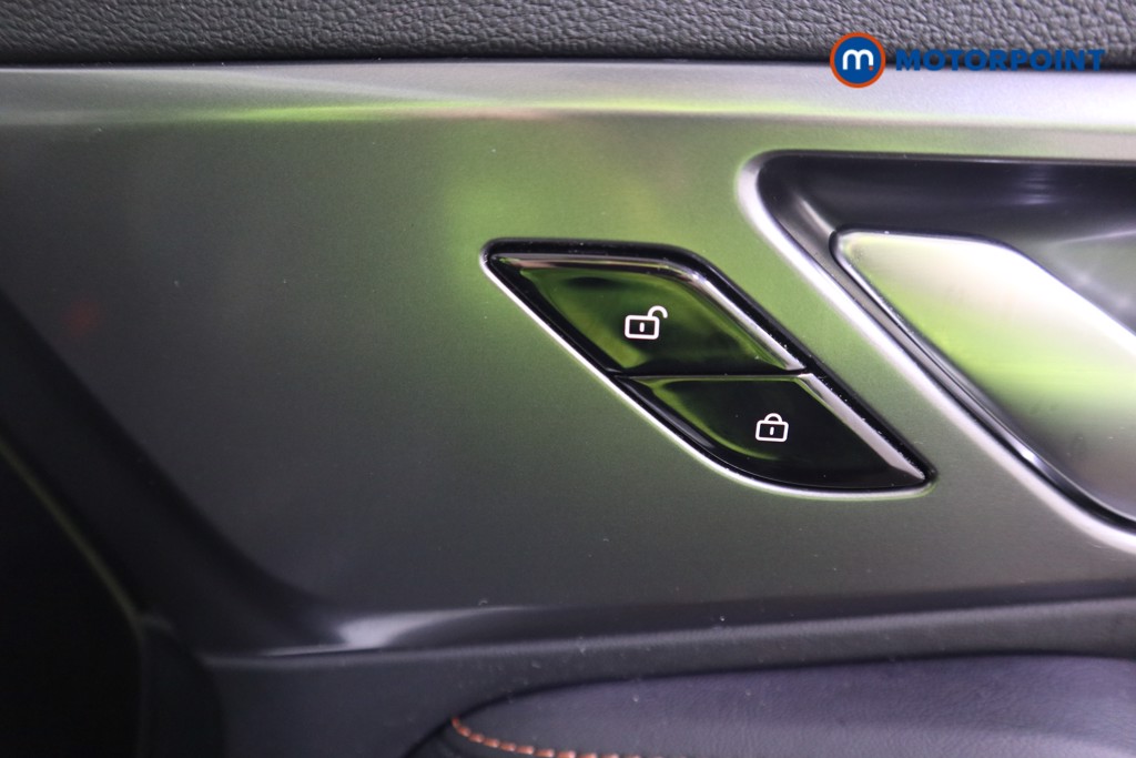 Mg Motor Uk HS Trophy Automatic Petrol-Electric Hybrid SUV - Stock Number (1616914) - 16th supplementary image