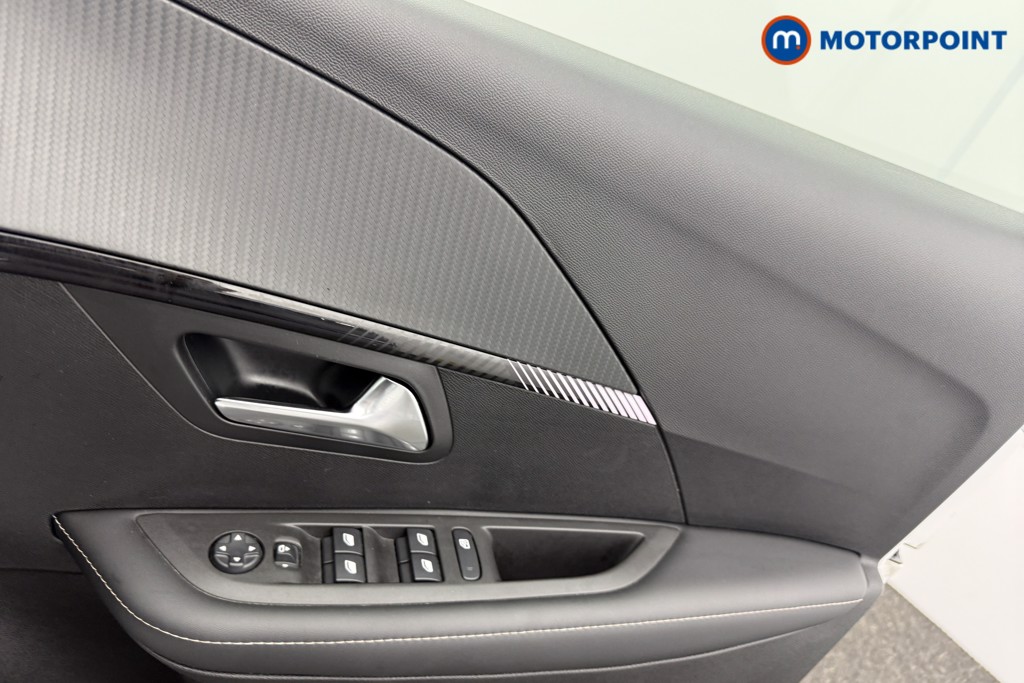 Peugeot 208 Allure Manual Petrol Hatchback - Stock Number (1616960) - 8th supplementary image