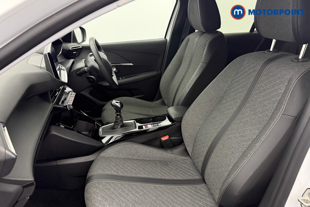 Peugeot 208 Allure Manual Petrol Hatchback - Stock Number (1616960) - 9th supplementary image