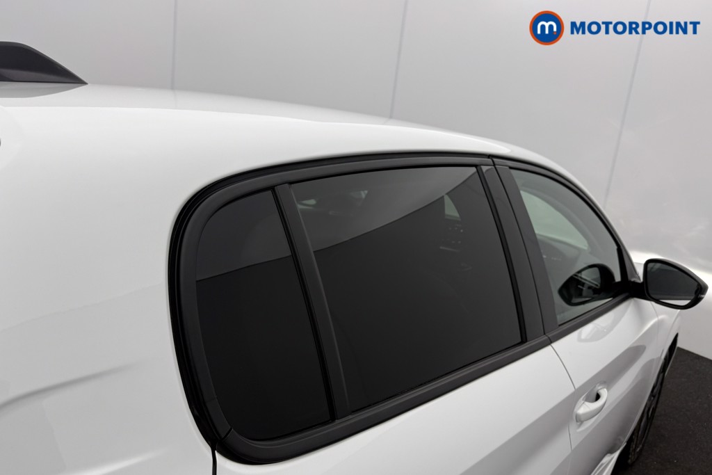 Peugeot 208 Allure Manual Petrol Hatchback - Stock Number (1616960) - 17th supplementary image