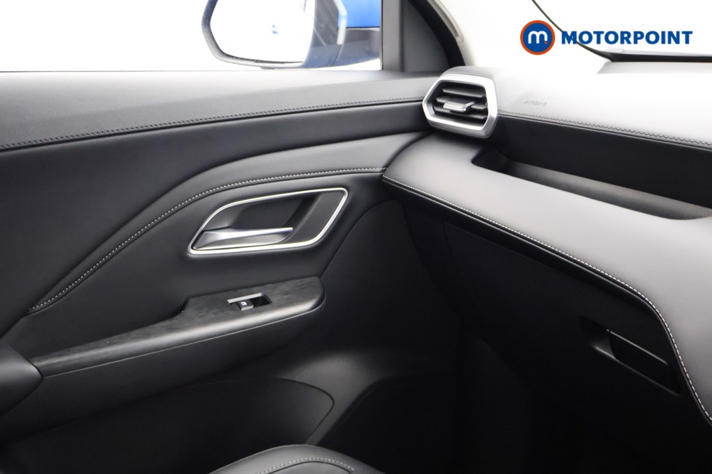 Mg Motor Uk ZS Trophy Automatic Petrol-Electric Hybrid SUV - Stock Number (1617060) - 7th supplementary image