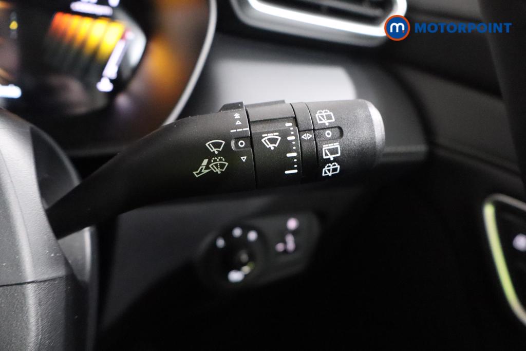 Mg Motor Uk ZS Trophy Automatic Petrol-Electric Hybrid SUV - Stock Number (1617763) - 13th supplementary image