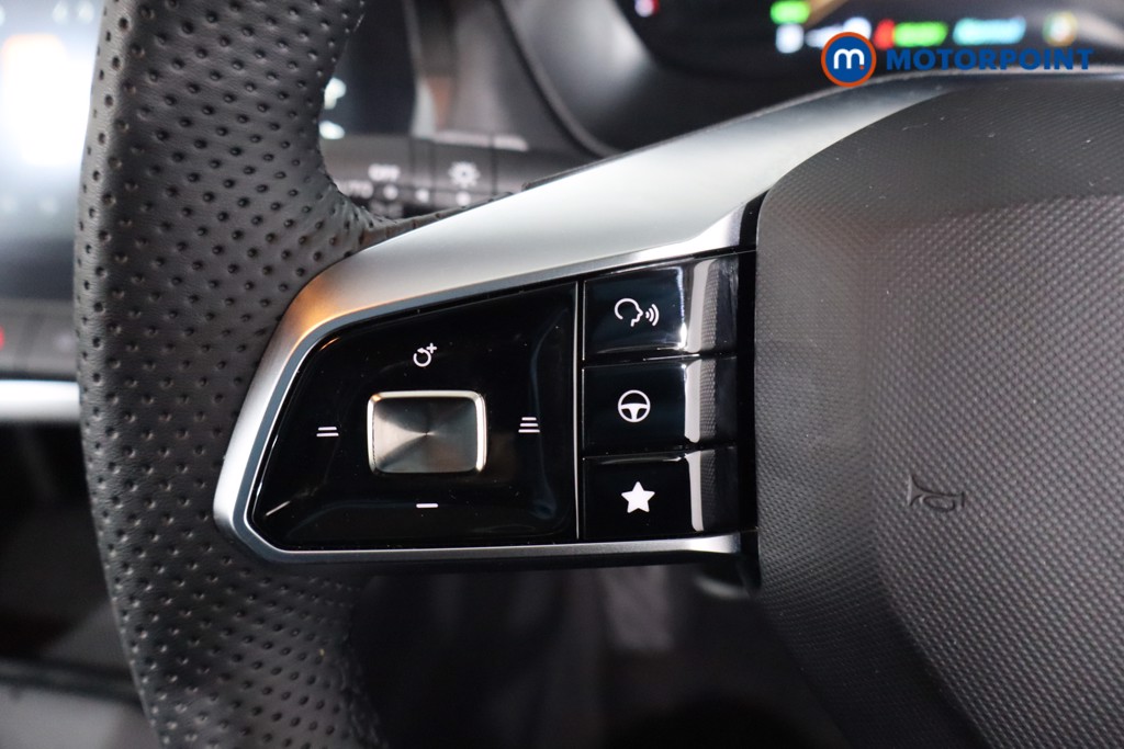 Mg Motor Uk ZS Trophy Automatic Petrol-Electric Hybrid SUV - Stock Number (1617838) - 7th supplementary image