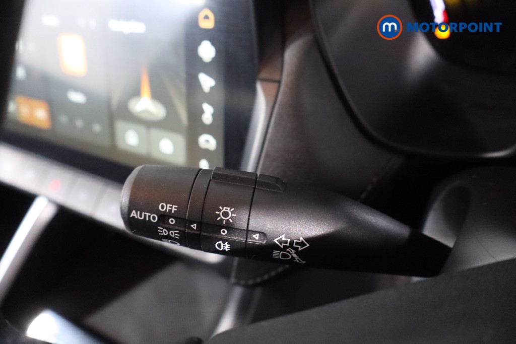 Mg Motor Uk ZS Trophy Automatic Petrol-Electric Hybrid SUV - Stock Number (1617838) - 14th supplementary image