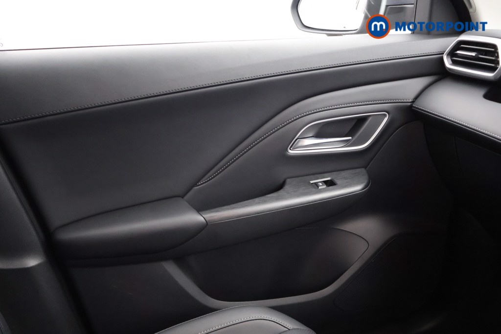 Mg Motor Uk ZS Trophy Automatic Petrol-Electric Hybrid SUV - Stock Number (1617890) - 10th supplementary image