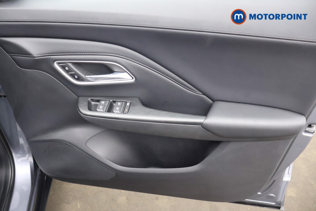 Mg Motor Uk ZS Trophy Automatic Petrol-Electric Hybrid SUV - Stock Number (1617890) - 11th supplementary image