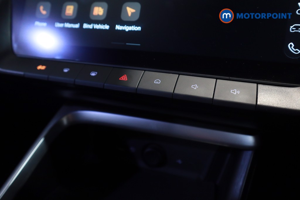 Mg Motor Uk ZS Trophy Automatic Petrol-Electric Hybrid SUV - Stock Number (1617900) - 19th supplementary image