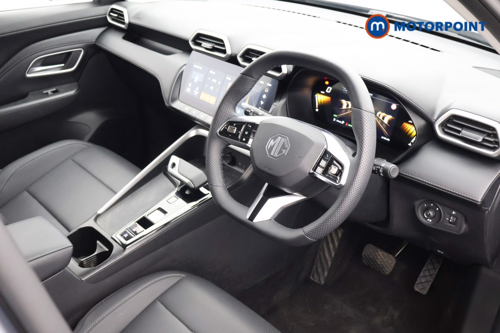 Mg Motor Uk ZS Trophy Automatic Petrol-Electric Hybrid SUV - Stock Number (1617904) - 9th supplementary image