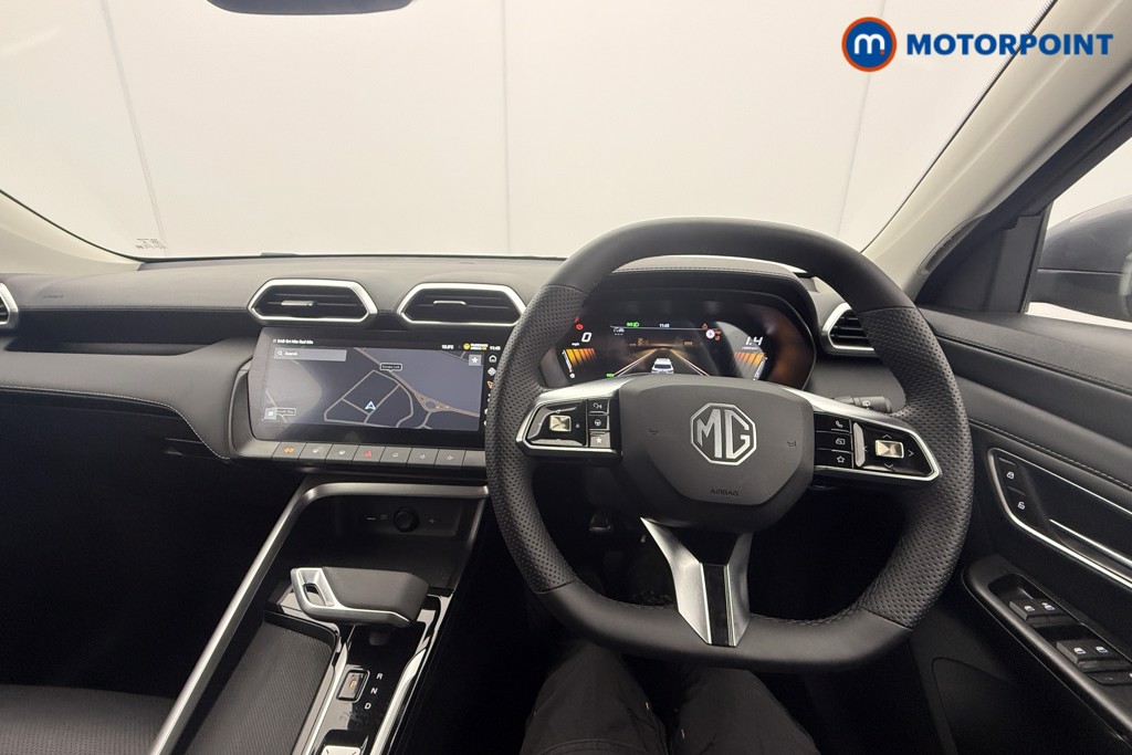 Mg Motor Uk ZS Trophy Automatic Petrol-Electric Hybrid SUV - Stock Number (1617920) - 1st supplementary image