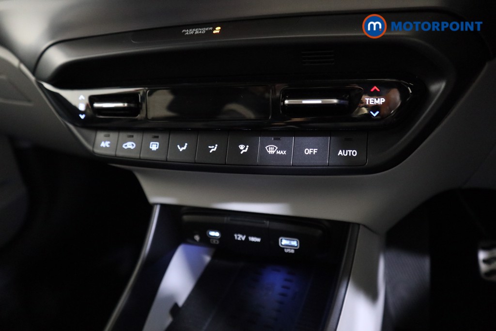 Hyundai Bayon Ultimate Manual Petrol SUV - Stock Number (1618056) - 8th supplementary image