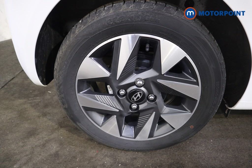 Hyundai I10 Advance Automatic Petrol Hatchback - Stock Number (1618082) - 21st supplementary image