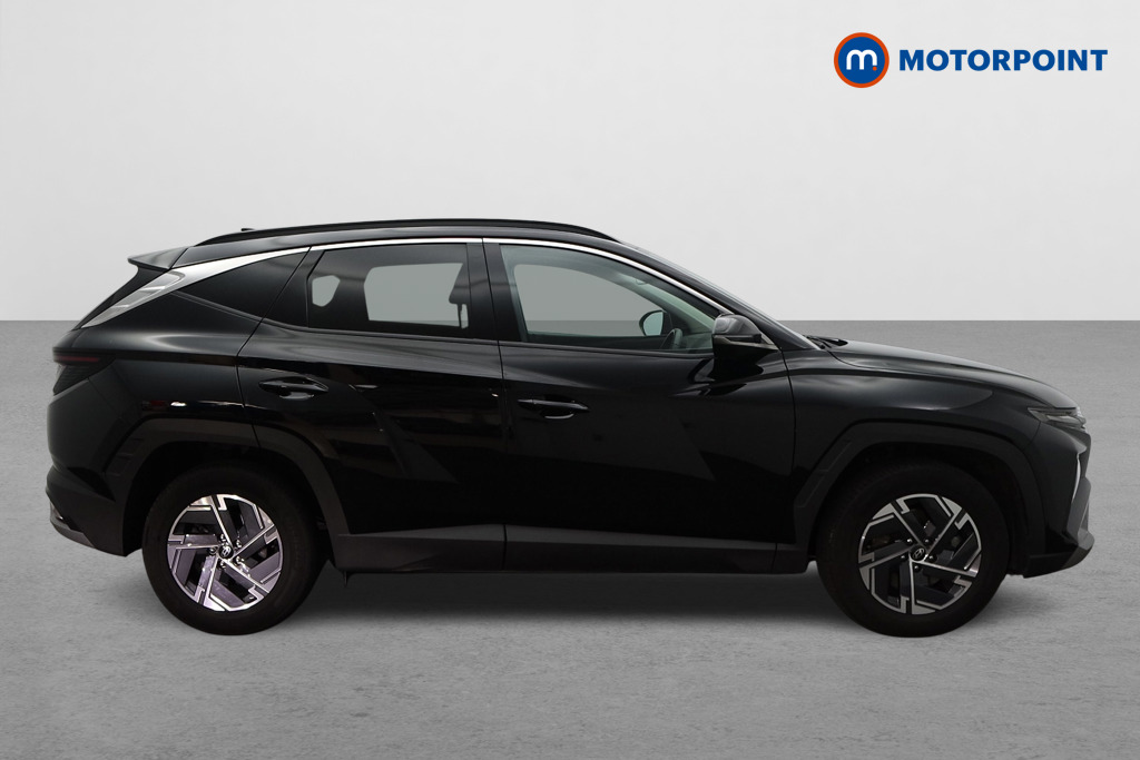 Hyundai Tucson Advance Manual Petrol SUV - Stock Number (1618295) - Drivers side