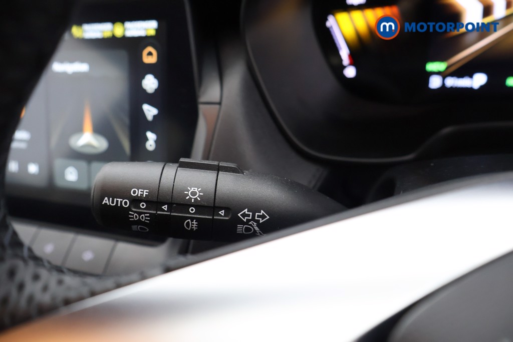 Mg Motor Uk ZS Trophy Automatic Petrol-Electric Hybrid SUV - Stock Number (1618446) - 4th supplementary image