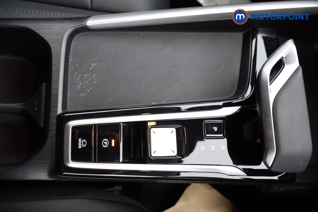 Mg Motor Uk ZS Trophy Automatic Petrol-Electric Hybrid SUV - Stock Number (1618446) - 7th supplementary image