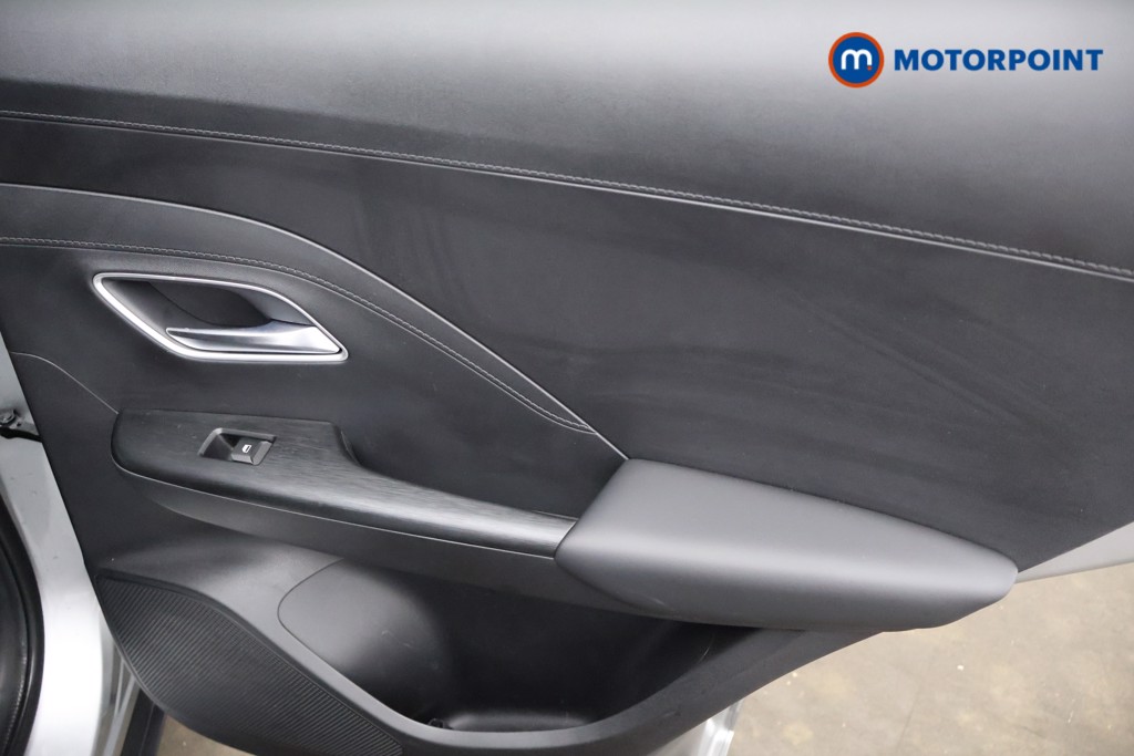 Mg Motor Uk ZS Trophy Automatic Petrol-Electric Hybrid SUV - Stock Number (1618446) - 15th supplementary image