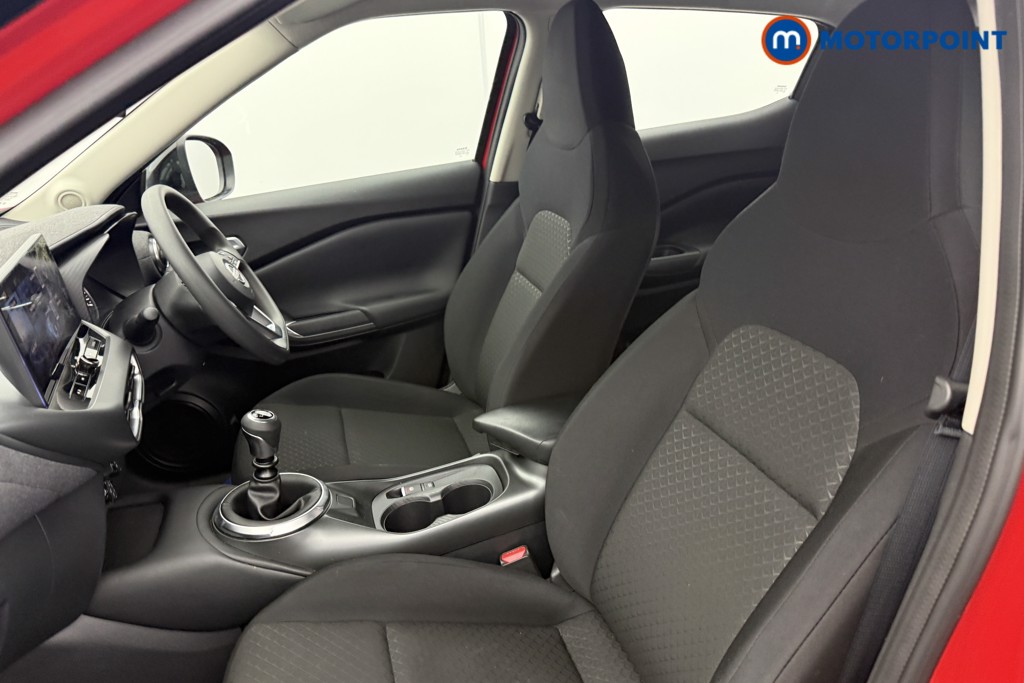 Nissan Juke Acenta Premium Manual Petrol SUV - Stock Number (1618543) - 9th supplementary image