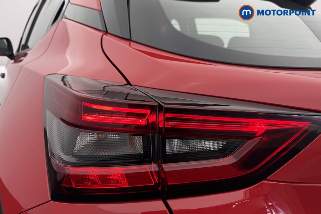 Nissan Juke Acenta Premium Manual Petrol SUV - Stock Number (1618543) - 14th supplementary image