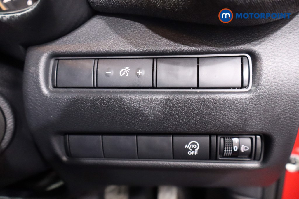 Nissan Juke Acenta Premium Manual Petrol SUV - Stock Number (1619023) - 17th supplementary image