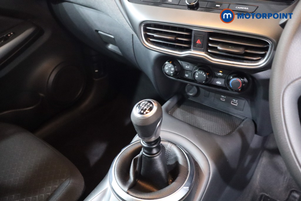 Nissan Juke Acenta Premium Manual Petrol SUV - Stock Number (1619023) - 18th supplementary image