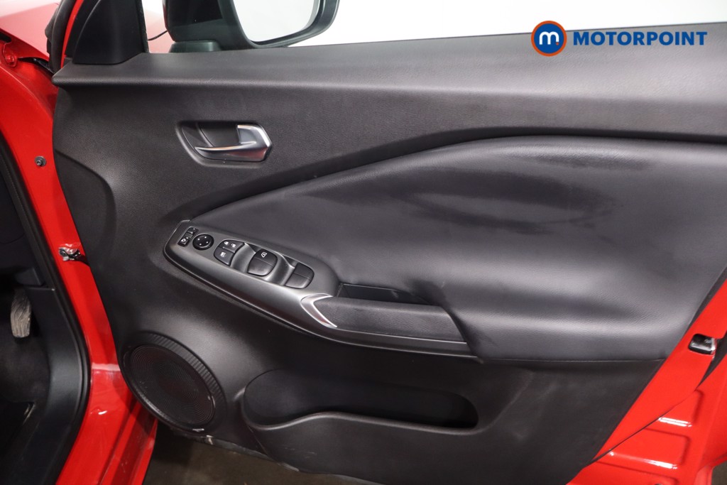 Nissan Juke Acenta Premium Manual Petrol SUV - Stock Number (1619023) - 20th supplementary image