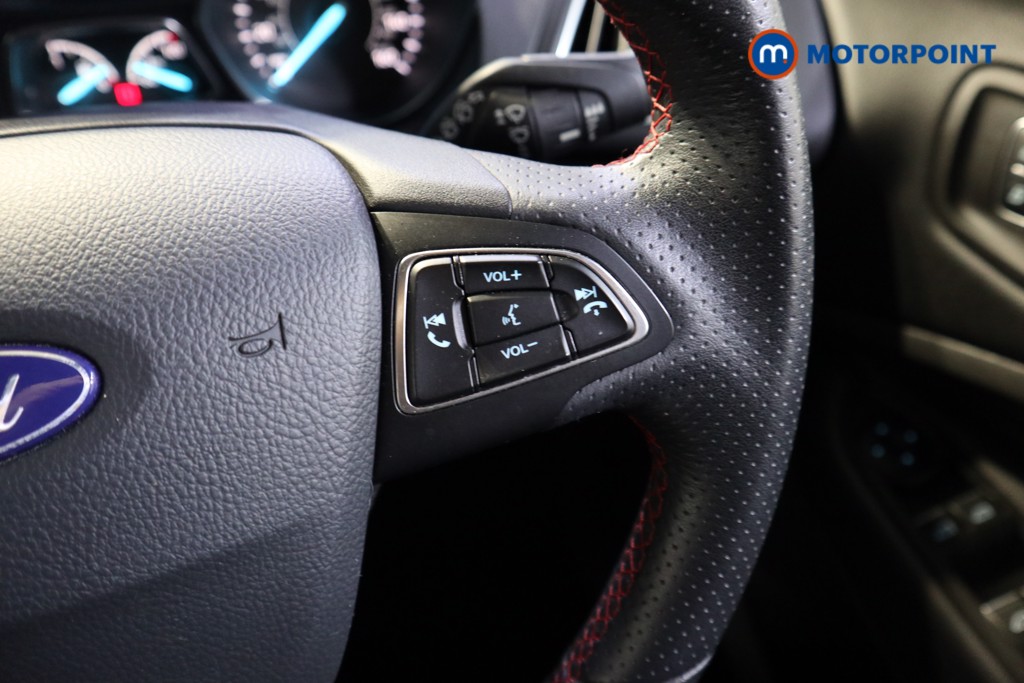 Ford Kuga St-Line Manual Petrol SUV - Stock Number (1619696) - 4th supplementary image