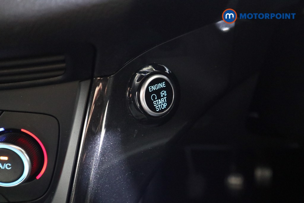 Ford Kuga St-Line Manual Petrol SUV - Stock Number (1619696) - 8th supplementary image