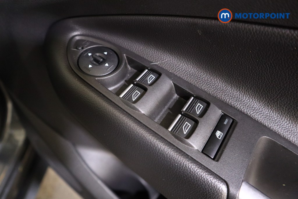 Ford Kuga St-Line Manual Petrol SUV - Stock Number (1619696) - 15th supplementary image