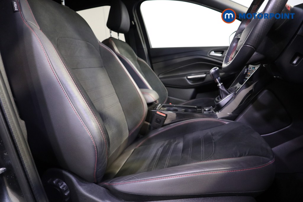 Ford Kuga St-Line Manual Petrol SUV - Stock Number (1619696) - 16th supplementary image