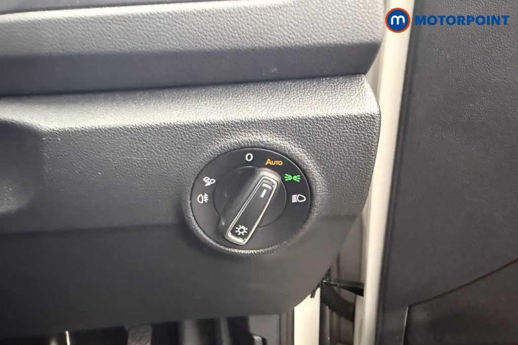 Volkswagen T-Roc Style Manual Petrol SUV - Stock Number (1619725) - 8th supplementary image