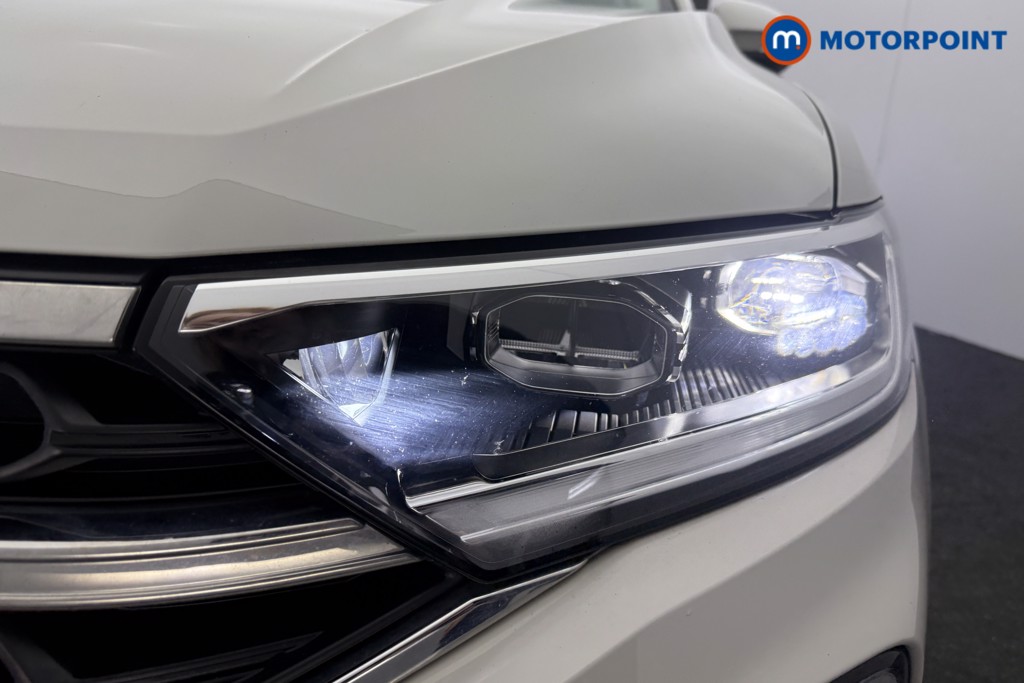 Volkswagen T-Roc Style Manual Petrol SUV - Stock Number (1619725) - 14th supplementary image