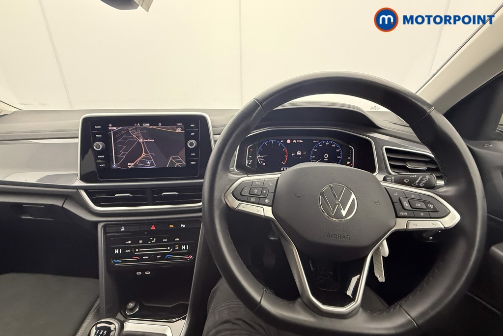 Volkswagen T-Roc Style Manual Petrol SUV - Stock Number (1619725) - 1st supplementary image