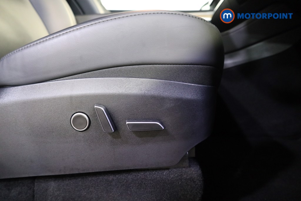 Tesla Model Y Rwd 5Dr Auto Automatic Electric SUV - Stock Number (1619770) - 13th supplementary image