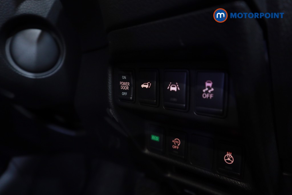 Nissan X-Trail Tekna Automatic Petrol SUV - Stock Number (1619921) - 6th supplementary image