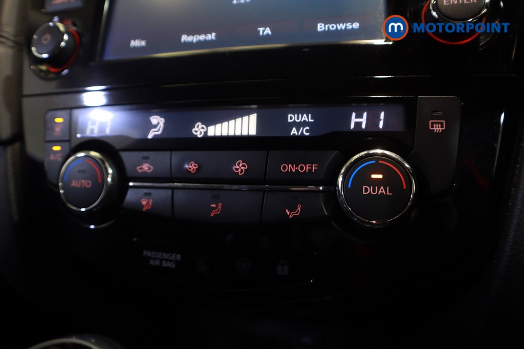 Nissan X-Trail Tekna Automatic Petrol SUV - Stock Number (1619921) - 19th supplementary image