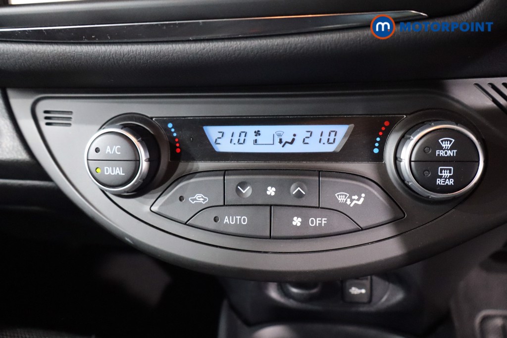 Toyota Yaris Excel Automatic Petrol-Electric Hybrid Hatchback - Stock Number (1620023) - 18th supplementary image