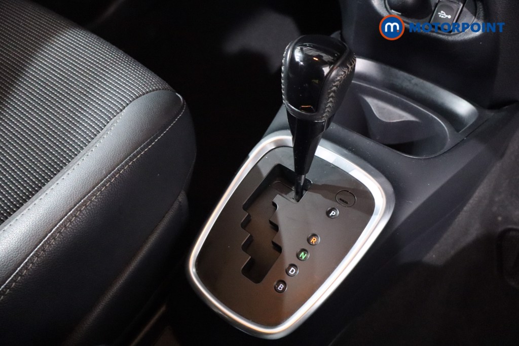 Toyota Yaris Excel Automatic Petrol-Electric Hybrid Hatchback - Stock Number (1620023) - 20th supplementary image